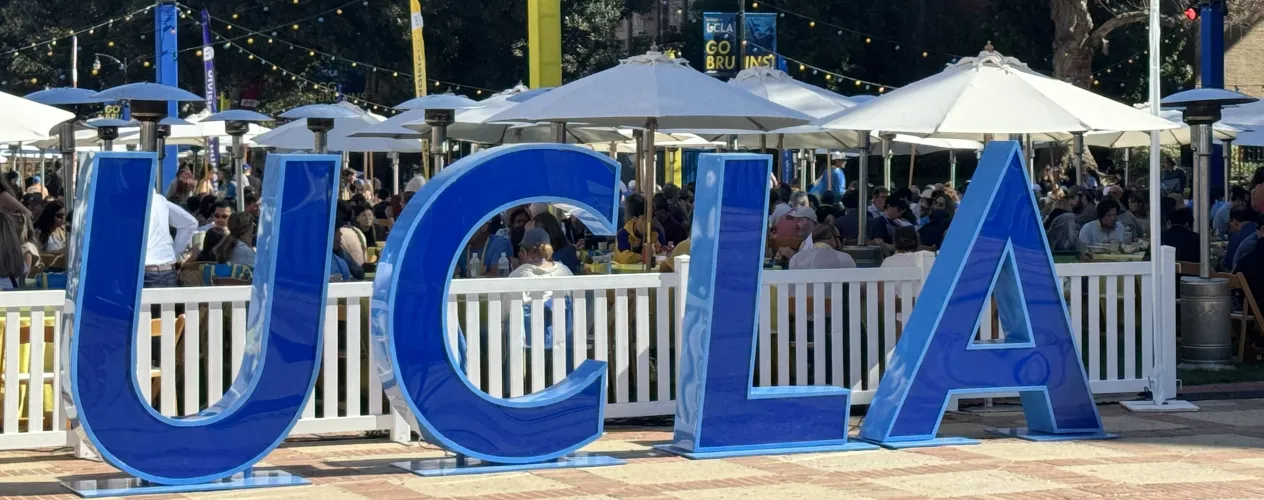 Faculty and staff present and take questions on research from undergraduates, parents, and guardians.
