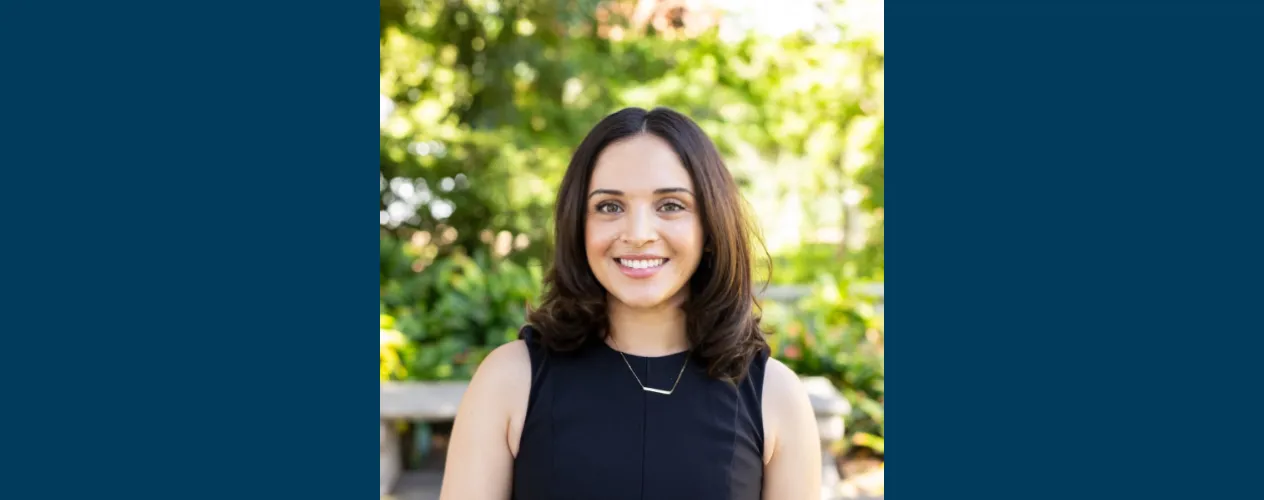 Maite Medina receives award