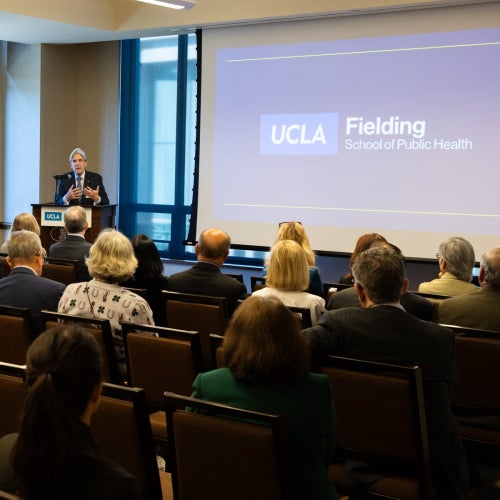 Dr. Frenk speaks at Hall of Fame event