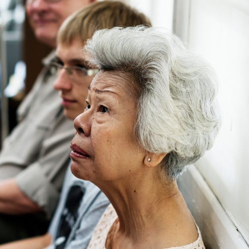 UCLA study finds no clear survival benefit from hospital admission for borderline dementia cases, despite higher costs