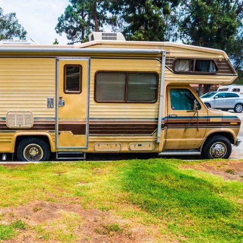  Le Monde | "In California, thousands of Americans are forced to live in their cars” 