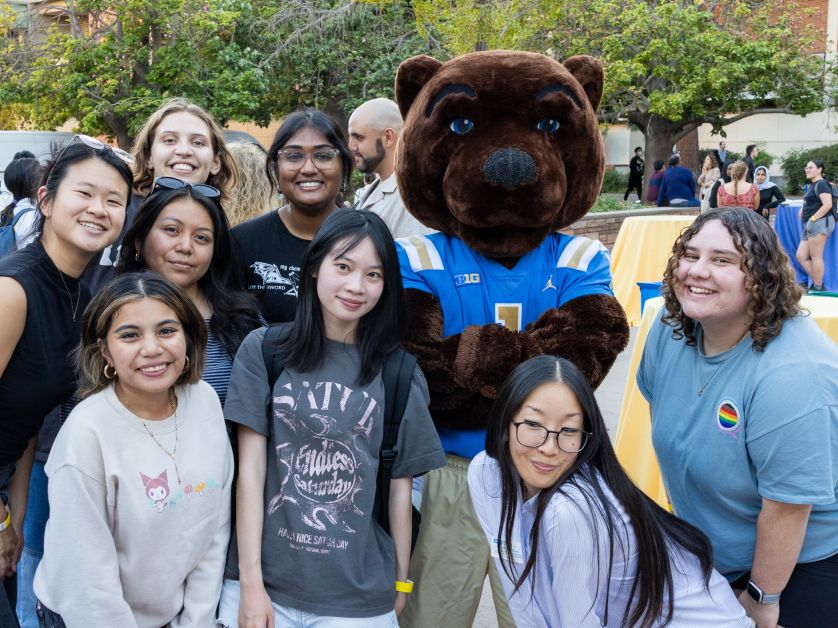 Joe Bruin visits the 2026 UCLA Fielding Fall Welcome